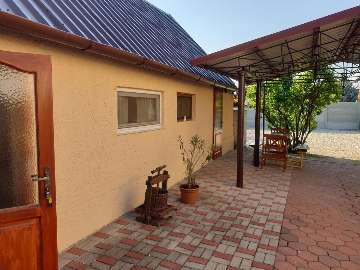 Apartmany Forro Rybarska Velky Meder Exterior photo